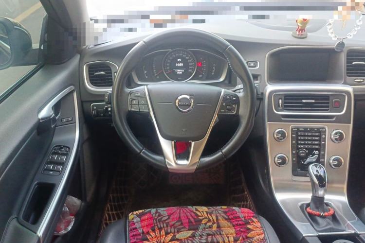 Used Volvo S60 2019 S60L T3 Intelligent Upgrade Edition Steering Wheel