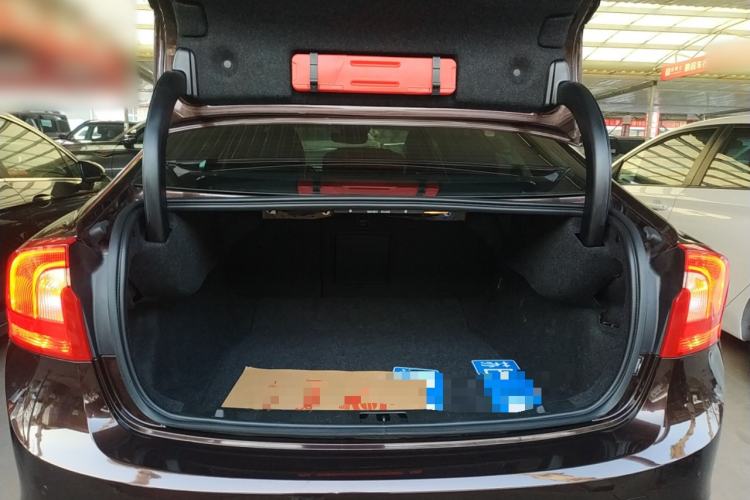 Used Volvo S60 2019 S60L T5 Smart Range Edition Trunk