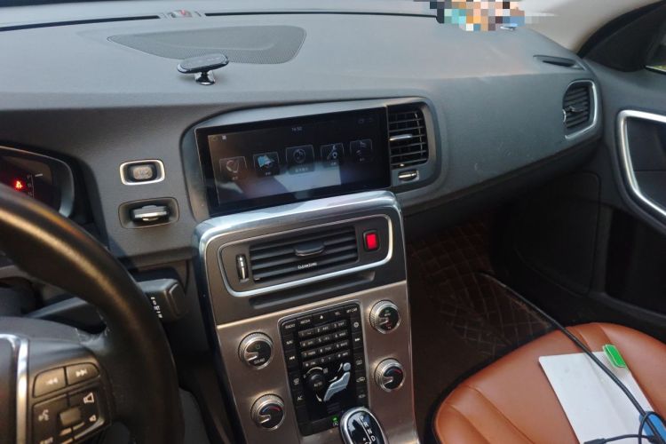Used Volvo S60 2019 S60L T3 Intelligent Upgrade Edition Audio And AC Panel