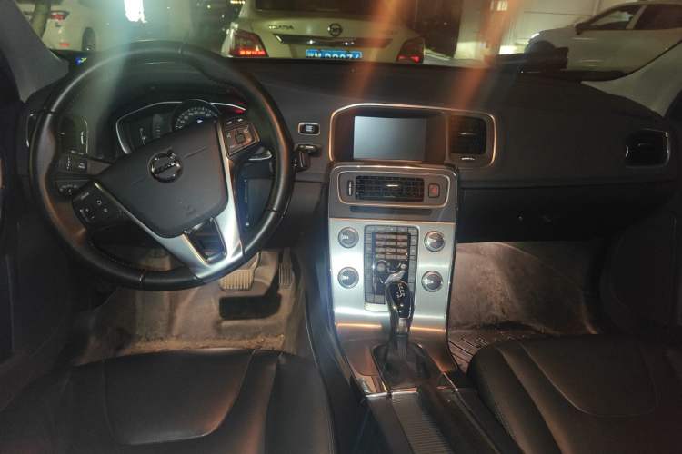 Used Volvo S60 2019 S60L Facelift T5 Intelligent Advanced Edition