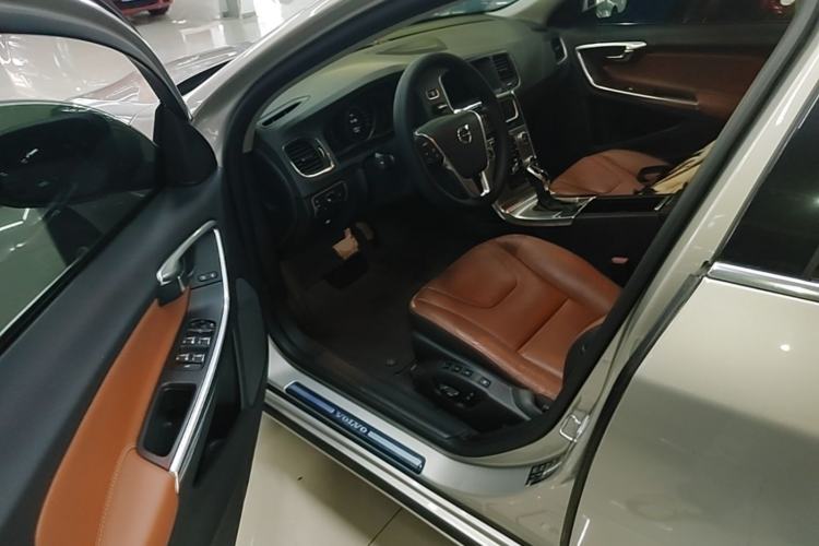 Used Volvo S60 2019 S60L Facelift T5 Intelligent Advanced Edition Driver Seat