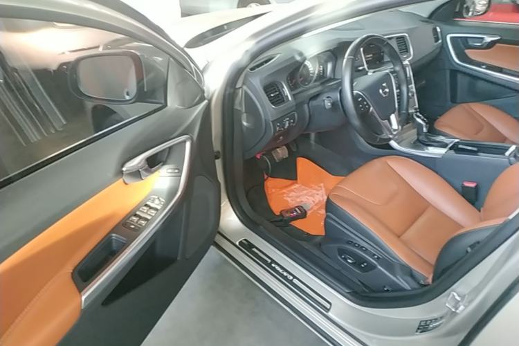 Used Volvo S60 2019 S60L Facelift T5 Intelligent Advanced Edition Driver Seat