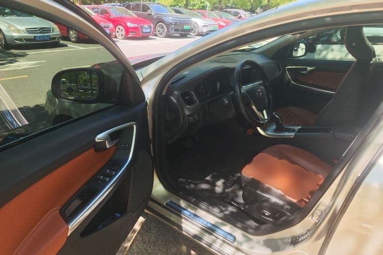 Used Volvo S60 2019 S60L Facelift T5 Intelligent Advanced Edition Driver Seat