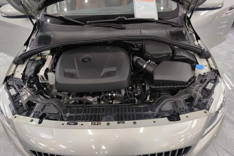 Used Volvo S60 2019 S60L T3 Intelligent Upgrade Edition Engine Bay