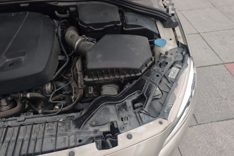 Used Volvo S60 2019 S60L T3 Intelligent Upgrade Edition Engine Bay Left