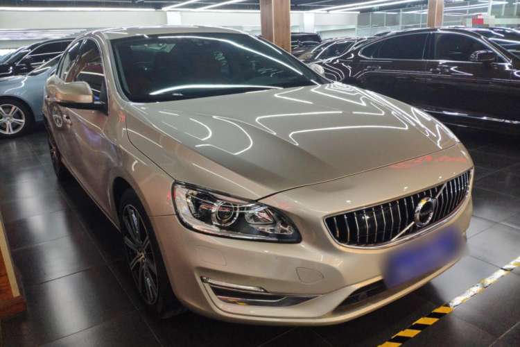 Used Volvo S60 2019 S60L Facelift T5 Smart Luxury Elite Edition Front Right 45 Deg