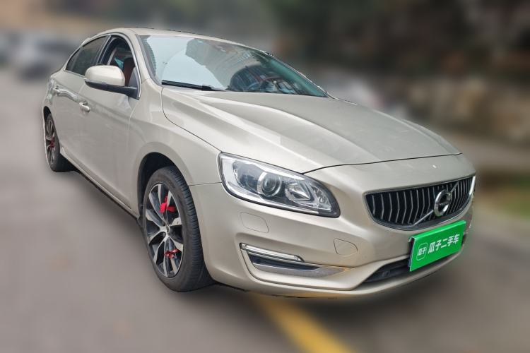 Used Volvo S60 2019 S60L Facelift T5 Intelligent Advanced Edition Front Right 45 Deg