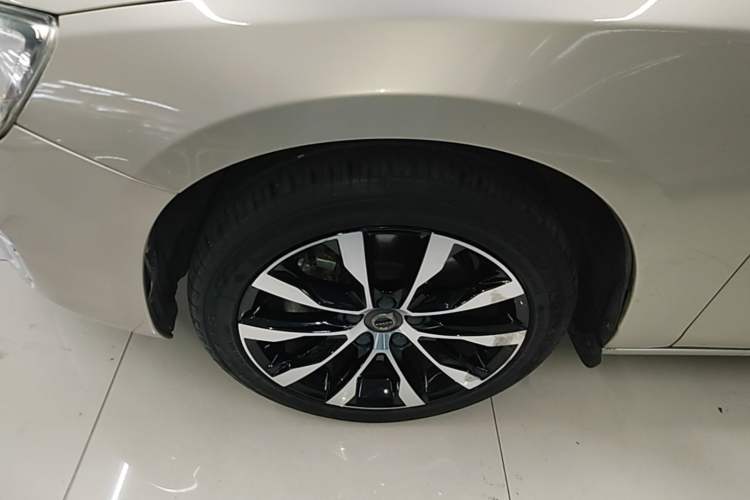 Used Volvo S60 2019 S60L Facelift T5 Intelligent Advanced Edition Left Front Wheel Hub