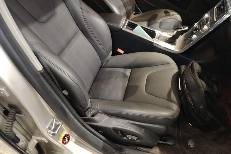 Used Volvo S60 2019 S60L Facelift T5 Intelligent Advanced Edition Right Front Seat