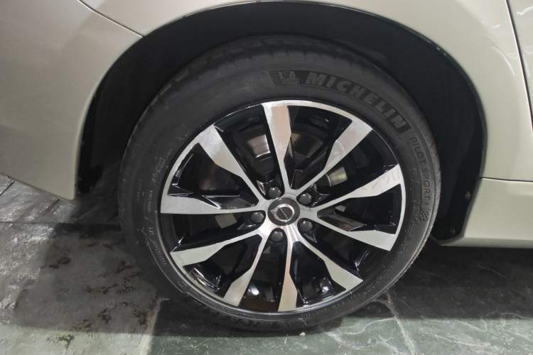 Used Volvo S60 2019 S60L T3 Intelligent Upgrade Edition Right Rear Wheel Hub