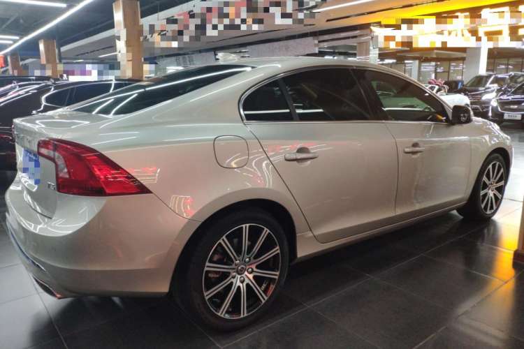 Used Volvo S60 2019 S60L Facelift T5 Smart Luxury Elite Edition Right Side