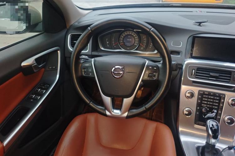 Used Volvo S60 2019 S60L T3 Intelligent Upgrade Edition Steering Wheel