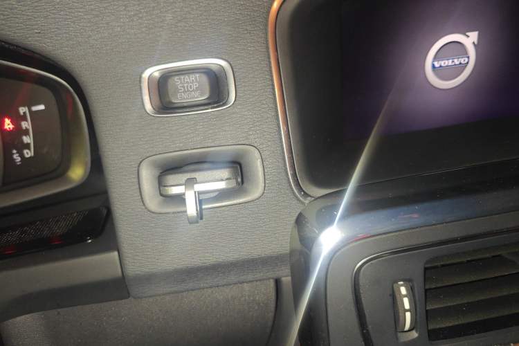 Used Volvo S60 2019 S60L Facelift T5 Intelligent Advanced Edition