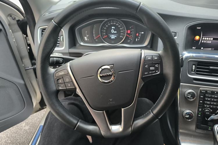 Used Volvo S60 2019 S60L Facelift T5 Intelligent Advanced Edition Steering Wheel