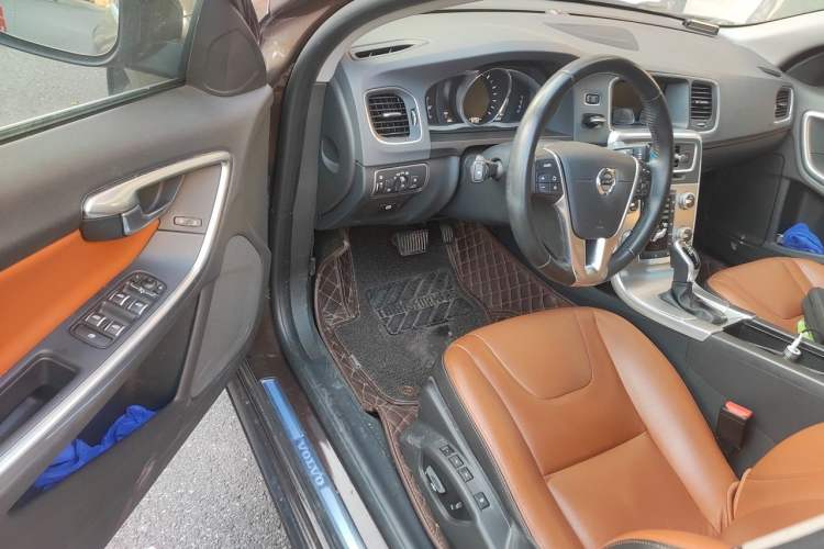 Used Volvo S60 2019 S60L T5 Smart Range Edition Driver Seat