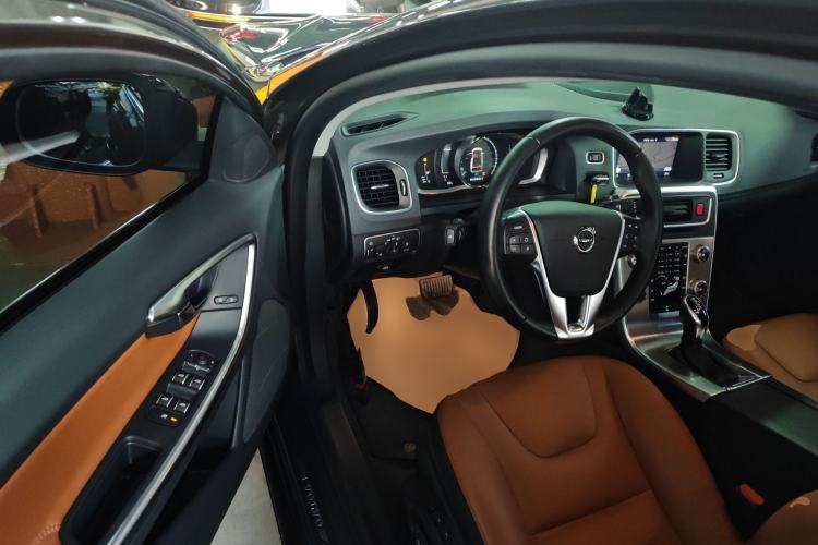 Used Volvo S60 2019 S60L T5 Smart Range Edition Driver Seat