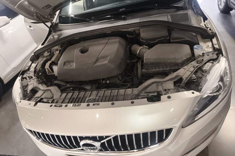 Used Volvo S60 2019 S60L Facelift T5 Intelligent Advanced Edition Engine Bay