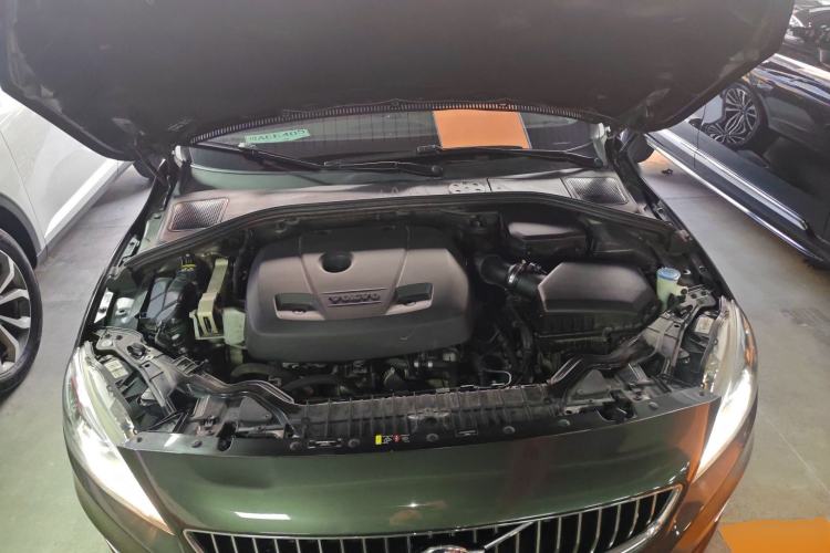 Used Volvo S60 2019 S60L T5 Smart Range Edition Engine Bay