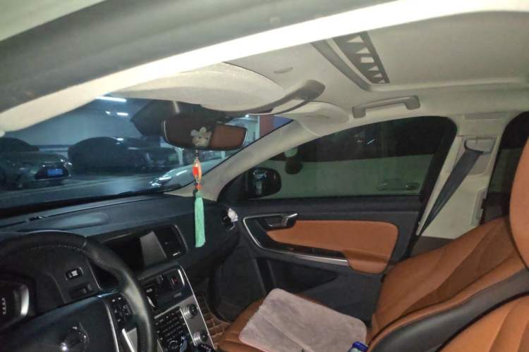 Used Volvo S60 2019 S60L Facelift T5 Intelligent Advanced Edition Headliner