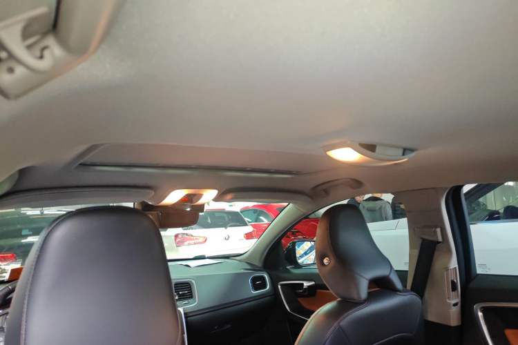 Used Volvo S60 2019 S60L T5 Smart Range Edition Headliner