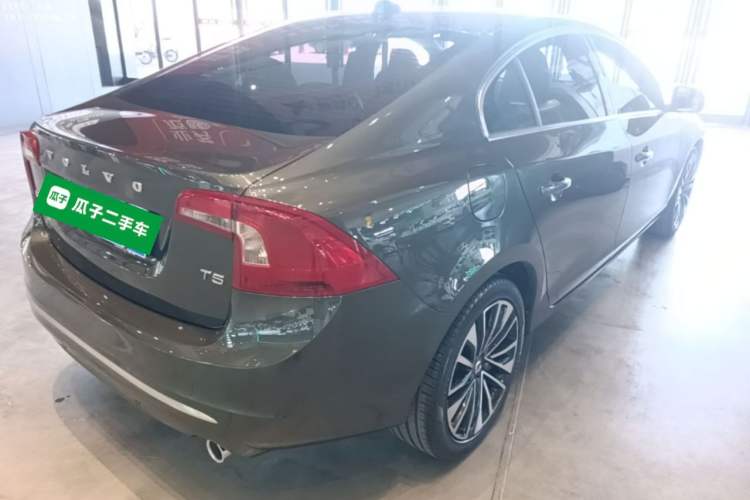 Used Volvo S60 2019 S60L T5 Smart Range Edition Rear Right 45 Deg