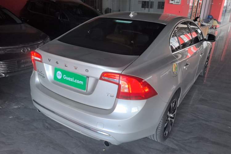 Used Volvo S60 2019 S60L Facelift T5 Intelligent Advanced Edition Rear Right 45 Deg