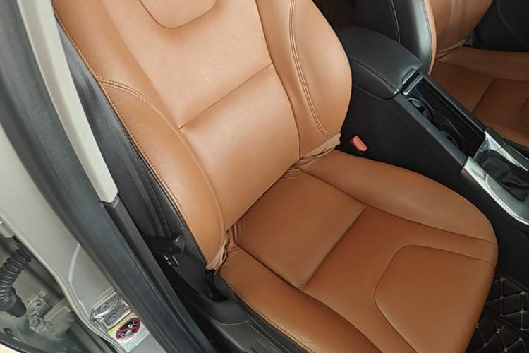Used Volvo S60 2019 S60L Facelift T5 Smart Luxury Elite Edition Right Front Seat