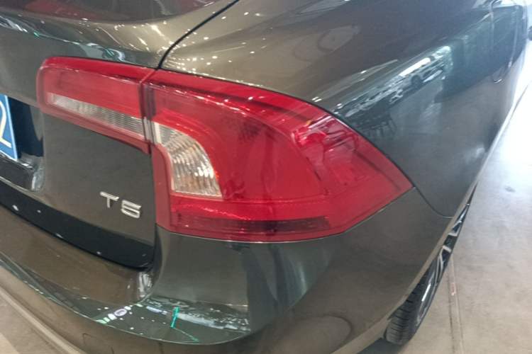 Used Volvo S60 2019 S60L T5 Smart Range Edition Right Rear Taillight