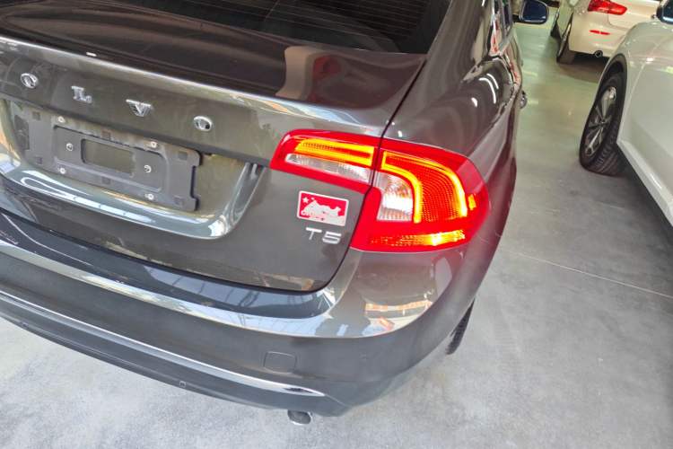 Used Volvo S60 2019 S60L T5 Smart Range Edition Right Rear Taillight