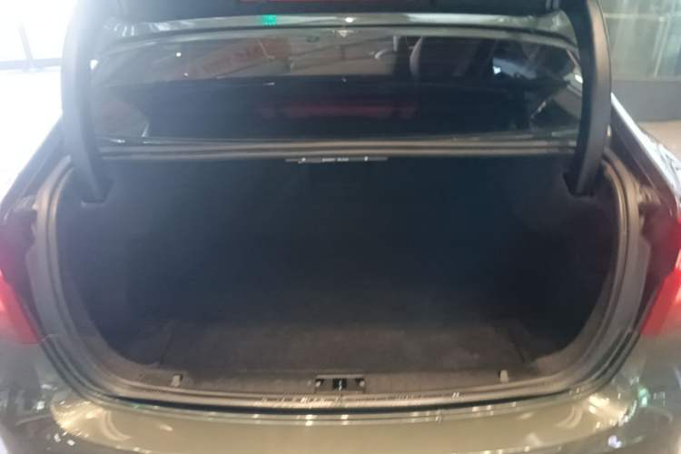 Used Volvo S60 2019 S60L T5 Smart Range Edition Trunk