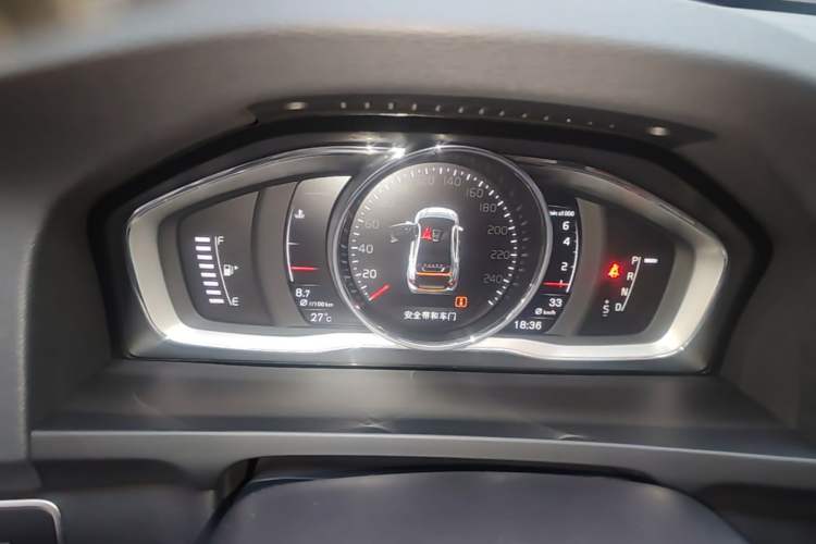 Used Volvo S60 2019 S60L T5 Smart Range Edition Instrument Cluster