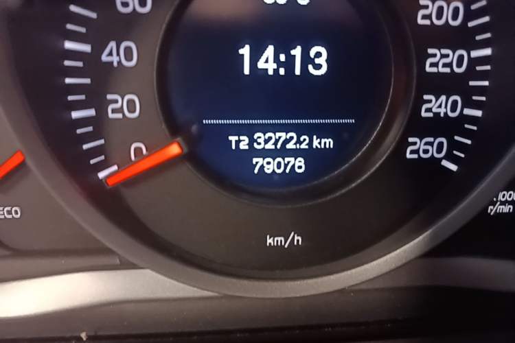 Used Volvo S60 2019 S60L Facelift T5 Intelligent Advanced Edition Odometer Close Up