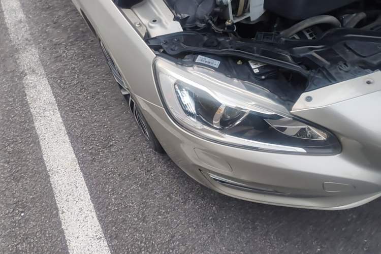 Used Volvo S60 2019 S60L T5 Smart Range Edition Right Front Headlight