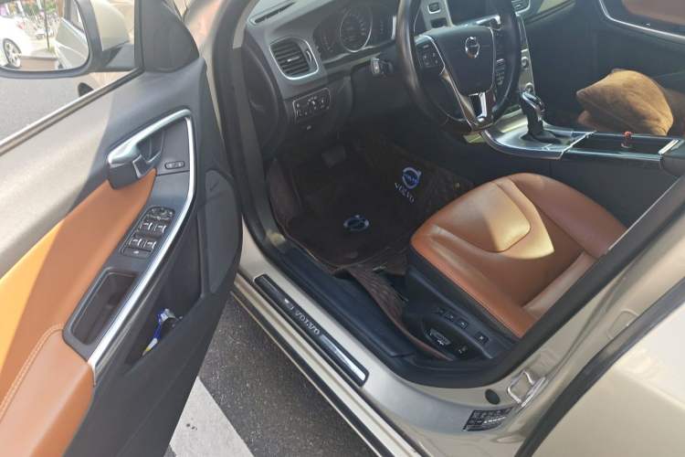 Used Volvo S60 2019 S60L Facelift T5 Intelligent Advanced Edition Driver Seat