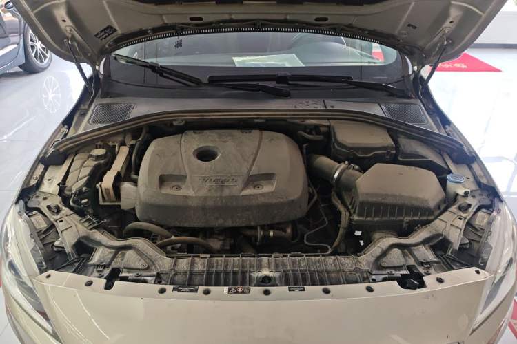 Used Volvo S60 2019 S60L T3 Intelligent Upgrade Edition Engine Bay