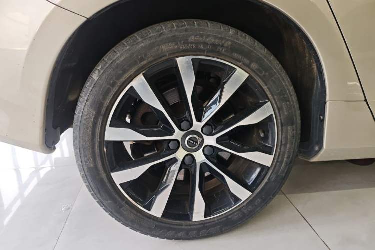 Used Volvo S60 2019 S60L T3 Intelligent Upgrade Edition Exterior 4