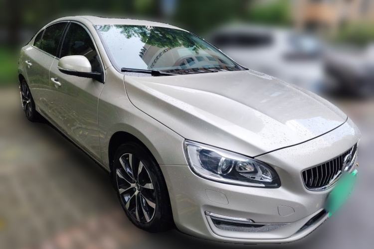 Used Volvo S60 2019 S60L Facelift T5 Intelligent Advanced Edition Front Right 45 Deg