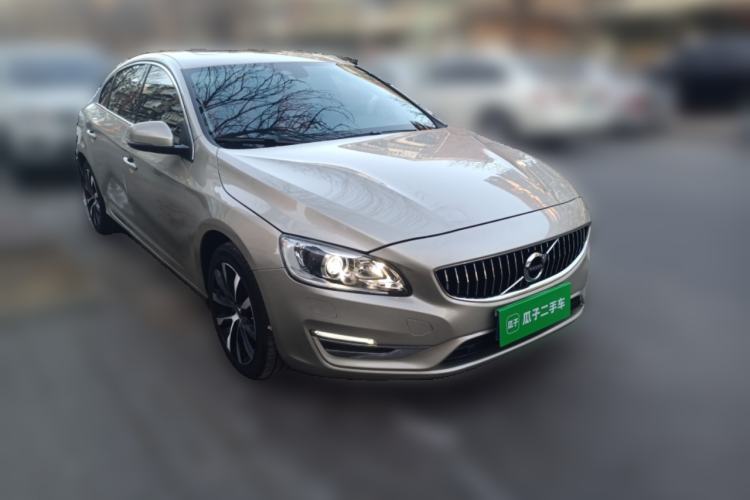Used Volvo S60 2019 S60L Facelift T5 Intelligent Advanced Edition Front Right 45 Deg