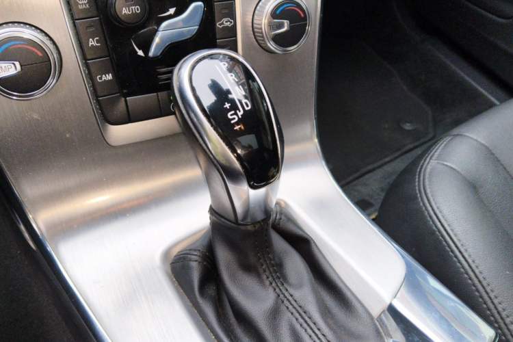 Used Volvo S60 2019 S60L T3 Intelligent Upgrade Edition Gear Lever