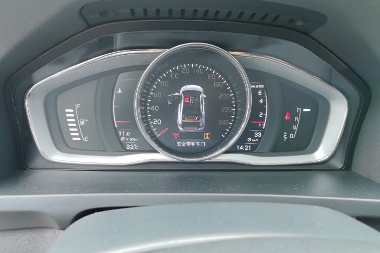 Used Volvo S60 2019 S60L T5 Smart Range Edition Instrument Cluster