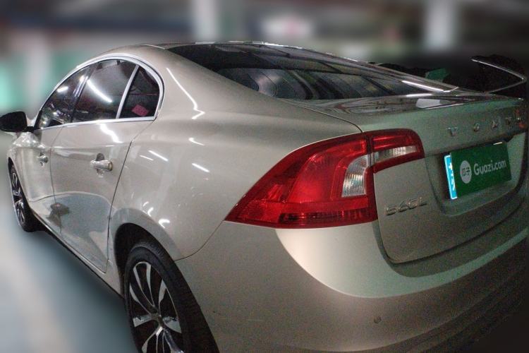 Used Volvo S60 2019 S60L T3 Intelligent Upgrade Edition Rear Left 45 Deg