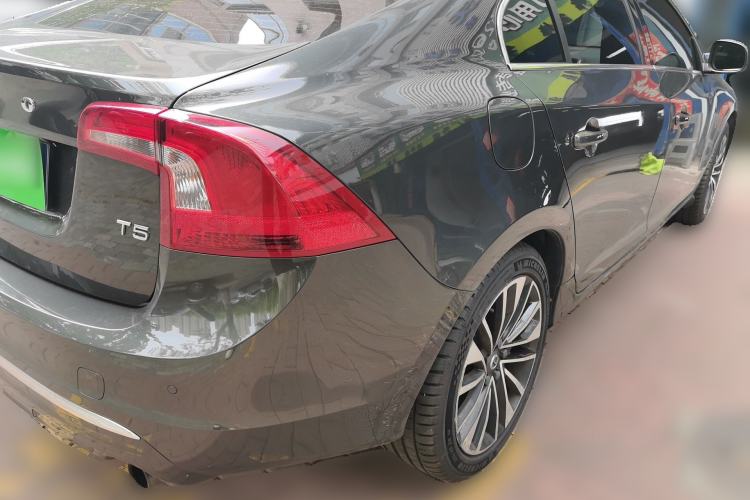 Used Volvo S60 2019 S60L T5 Smart Range Edition Rear Right 45 Deg