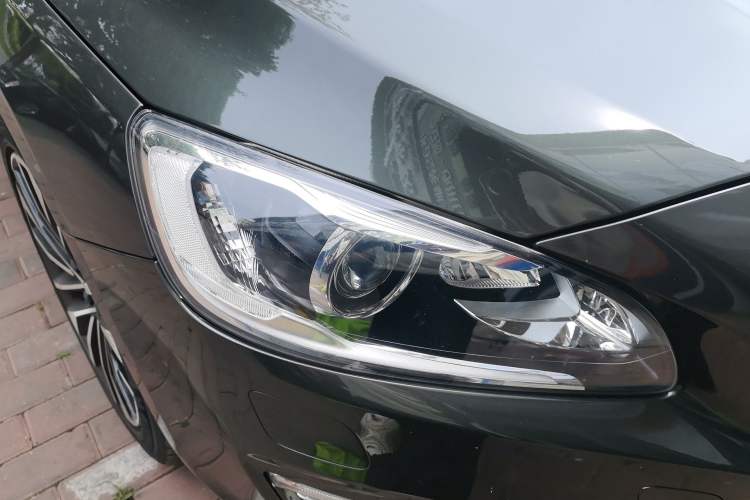 Used Volvo S60 2019 S60L T5 Smart Range Edition Right Front Headlight