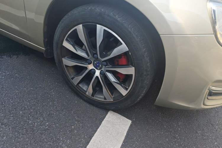 Used Volvo S60 2019 S60L Facelift T5 Intelligent Advanced Edition Right Front Wheel Hub