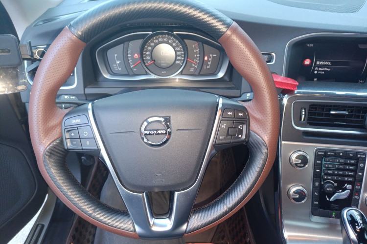 Used Volvo S60 2019 S60L Facelift T5 Intelligent Advanced Edition Steering Wheel