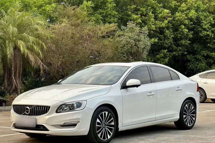 Used Volvo S60 2019 S60L T5 Smart Range Edition Guazi used car, China used car export, Used car for sale, Used  cars, Cheapest cars for sale