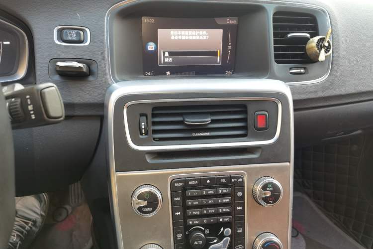 Used Volvo S60 2019 S60L Facelift T5 Intelligent Advanced Edition Audio And AC Panel