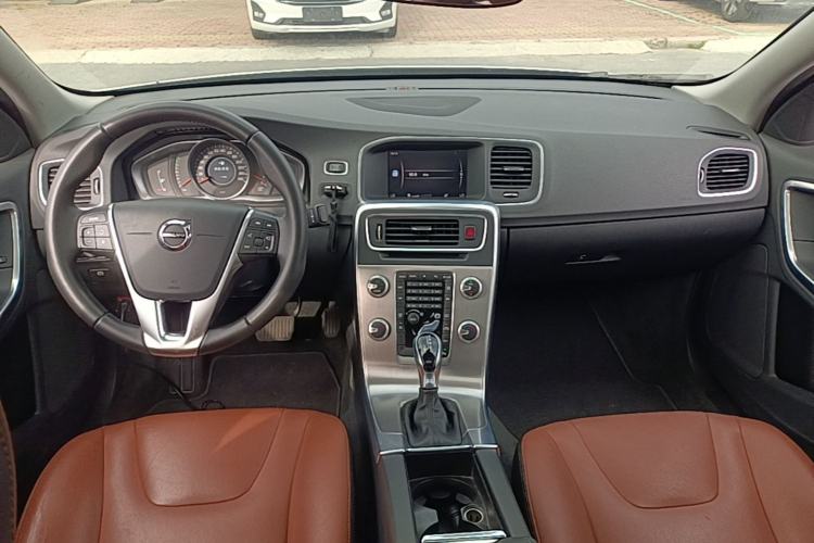 Used Volvo S60 2019 S60L T3 Intelligent Upgrade Edition Center Console