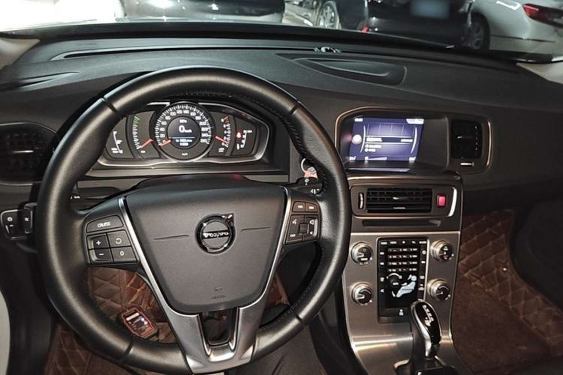 Used Volvo S60 2019 S60L T3 Intelligent Upgrade Edition Center Console