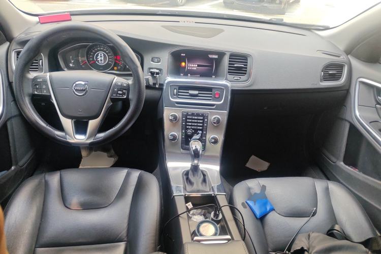 Used Volvo S60 2019 S60L Facelift T5 Intelligent Advanced Edition Center Console